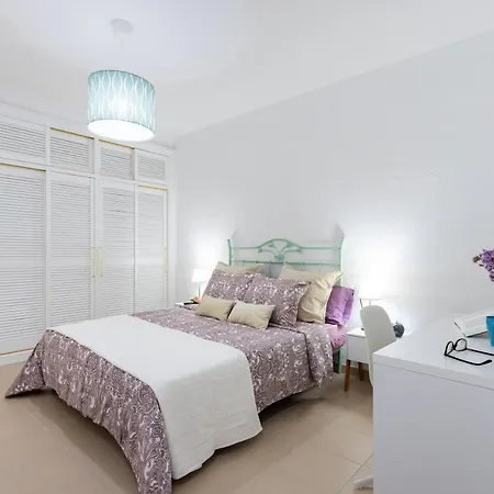 Home2book Stunning View Apartment