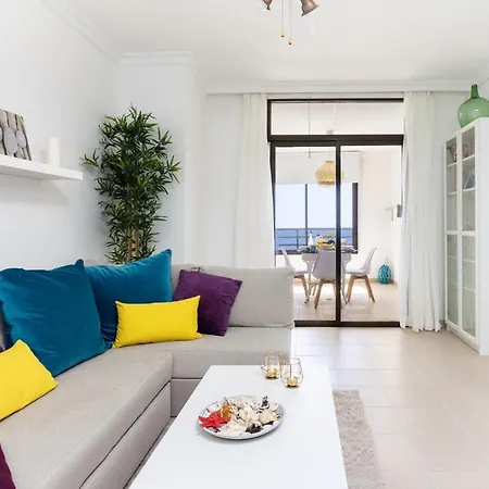 Apartment Home2book Stunning View *
