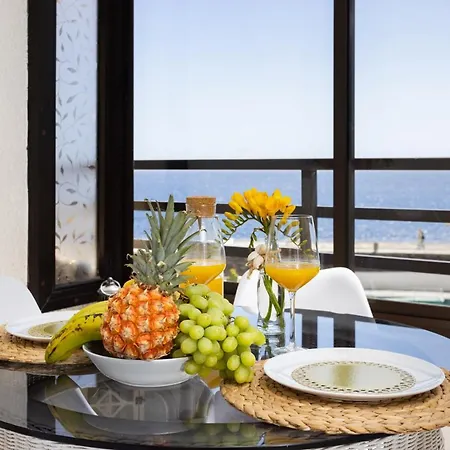Home2book Stunning View 아파트 *