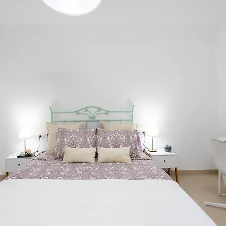 아파트 Home2book Stunning View